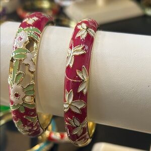 Nordstrom Floral Enamel Bangle Set - Maroon, Cream, and Gold color